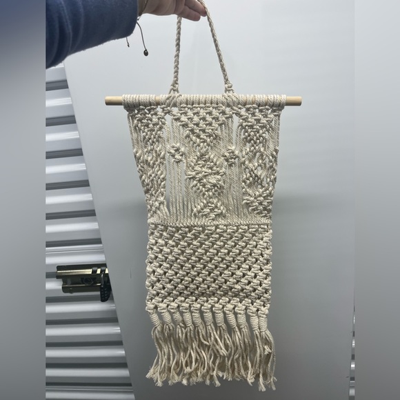 Cream Macrame pocket organizer - Picture 3 of 4